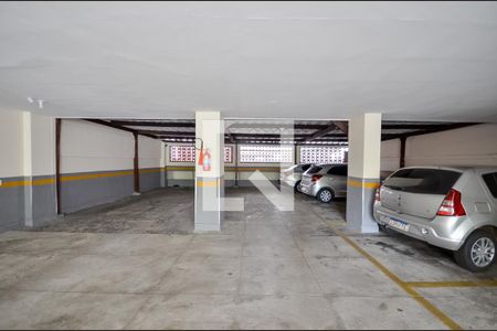 Apartamento à venda com 82m², 2 quartos e 1 vaga Apartamento à venda com 82m², 2 quartos e 1 vagaÁrea Comum