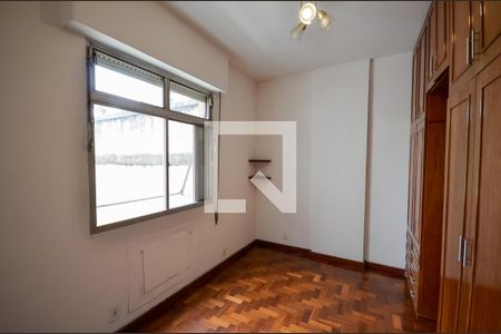 Apartamento à venda com 82m², 2 quartos e 1 vaga Apartamento à venda com 82m², 2 quartos e 1 vagaSuíte