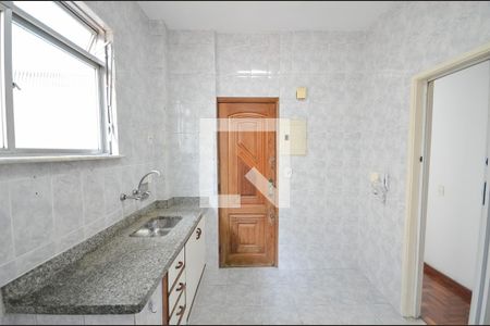 Apartamento à venda com 82m², 2 quartos e 1 vaga Apartamento à venda com 82m², 2 quartos e 1 vagaCozinha