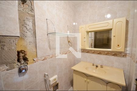 Apartamento à venda com 82m², 2 quartos e 1 vaga Apartamento à venda com 82m², 2 quartos e 1 vagaBanheiro da Suíte