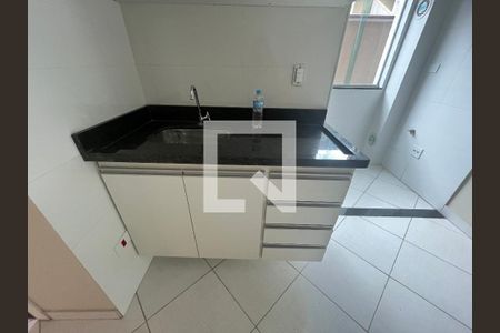 Sala e Cozinha de apartamento para alugar com 2 quartos, 44m² em Jardim Coimbra, São Paulo