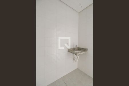 Apartamento para alugar com 38m², 2 quartos e sem vaga Apartamento para alugar com 38m², 2 quartos e sem vagaBanheiro