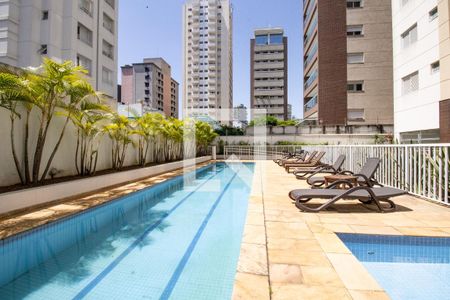 Apartamento à venda com 58m², 1 quarto e 1 vaga Apartamento à venda com 58m², 1 quarto e 1 vagaÁrea comum - Piscina e Solarium