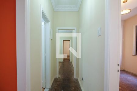 Apartamento à venda com 189m², 3 quartos e 1 vagaCorredor