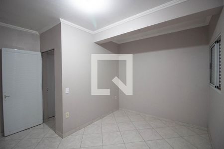 Suite  de casa para alugar com 3 quartos, 263m² em Vila Monte Santo, São Paulo