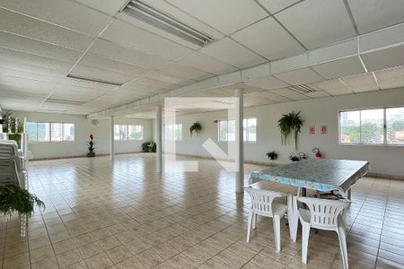 Casa à venda com 180m², 4 quartos e 2 vagasÁrea comum - Salão de festas