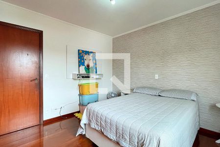Quarto 1 de casa à venda com 4 quartos, 180m² em Vila Galvão, Guarulhos