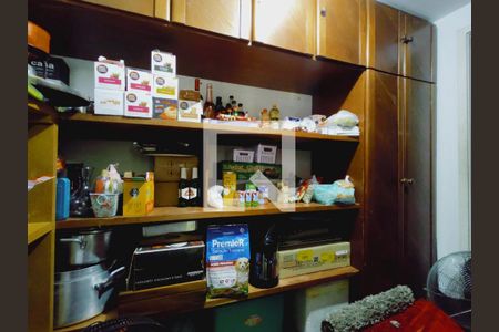 Apartamento à venda com 260m², 3 quartos e 2 vagasQuarto de Serviço