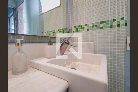 Apartamento à venda com 260m², 3 quartos e 2 vagasBanheiro 2