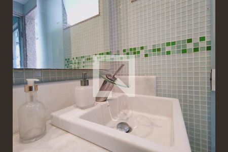 Apartamento à venda com 260m², 3 quartos e 2 vagasBanheiro 2