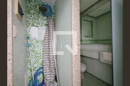 Apartamento à venda com 260m², 3 quartos e 2 vagasBanheiro 2