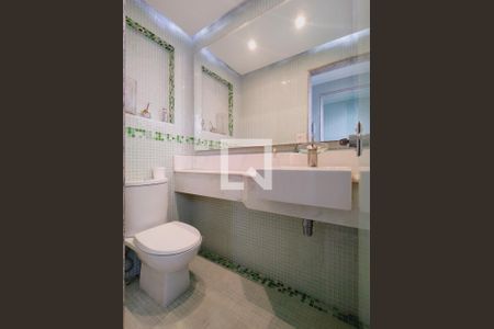 Apartamento à venda com 260m², 3 quartos e 2 vagasBanheiro 2