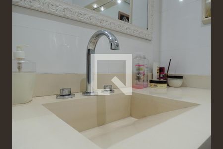 Apartamento à venda com 260m², 3 quartos e 2 vagasBanheiro da Suíte 3