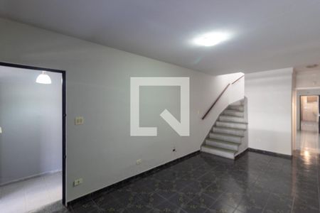 Sala de casa para alugar com 3 quartos, 160m² em Jardim Ernestina, São Paulo