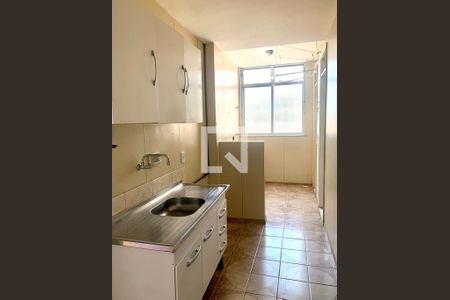 Apartamento à venda com 55m², 2 quartos e 1 vagaCozinha