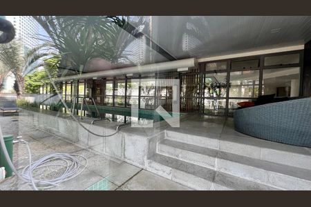 Apartamento à venda com 45m², 1 quarto e 1 vagaPiscina