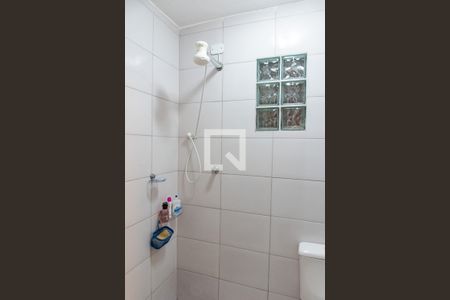 Casa à venda com 180m², 2 quartos e 2 vagasBanheiro de serviço