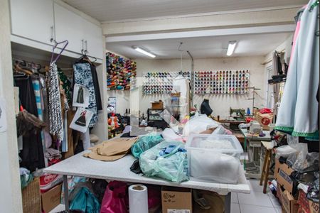 Casa à venda com 180m², 2 quartos e 2 vagasSalão