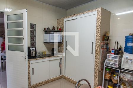 Casa à venda com 180m², 2 quartos e 2 vagasBanheiro