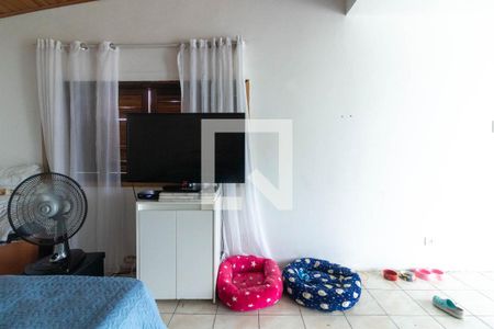 Casa à venda com 354m², 4 quartos e 2 vagas Casa à venda com 354m², 4 quartos e 2 vagasVaranda da Suíte 4