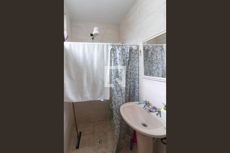 Casa à venda com 354m², 4 quartos e 2 vagas Casa à venda com 354m², 4 quartos e 2 vagasBanheiro da Suíte 3