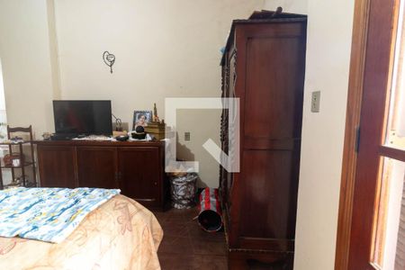 Casa à venda com 354m², 4 quartos e 2 vagas Casa à venda com 354m², 4 quartos e 2 vagasQuarto Suíte 1