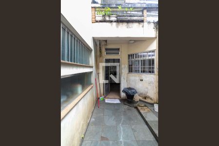 Casa à venda com 354m², 4 quartos e 2 vagas Casa à venda com 354m², 4 quartos e 2 vagasQuintal