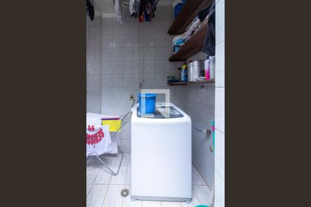 Casa à venda com 354m², 4 quartos e 2 vagas Casa à venda com 354m², 4 quartos e 2 vagasÁrea de Serviço