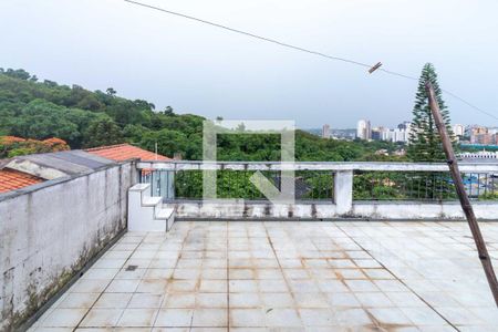 Casa à venda com 354m², 4 quartos e 2 vagas Casa à venda com 354m², 4 quartos e 2 vagasVaranda da Suíte 3