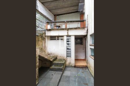 Casa à venda com 354m², 4 quartos e 2 vagas Casa à venda com 354m², 4 quartos e 2 vagasQuintal