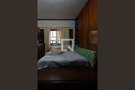 Casa à venda com 354m², 4 quartos e 2 vagas Casa à venda com 354m², 4 quartos e 2 vagasQuarto Suíte 2