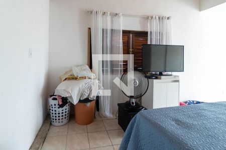 Casa à venda com 354m², 4 quartos e 2 vagas Casa à venda com 354m², 4 quartos e 2 vagasVaranda da Suíte 4