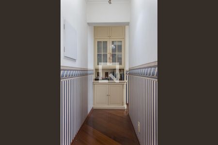 Apartamento à venda com 102m², 2 quartos e 2 vagasCorredor