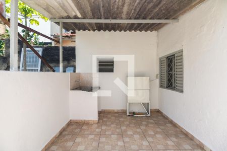 Casa de condomínio para alugar com 40m², 1 quarto e sem vagaÁrea de Serviço e Quintal 