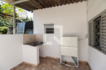 Casa de condomínio para alugar com 40m², 1 quarto e sem vagaÁrea de Serviço e Quintal 