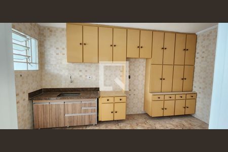 Apartamento para alugar com 112m², 2 quartos e 1 vaga Apartamento para alugar com 112m², 2 quartos e 1 vagaCozinha - Armários