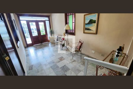 Apartamento para alugar com 112m², 2 quartos e 1 vaga Apartamento para alugar com 112m², 2 quartos e 1 vagaHall de Entrada