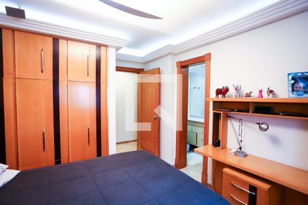 Apartamento à venda com 227m², 4 quartos e 6 vagasSuíte 1