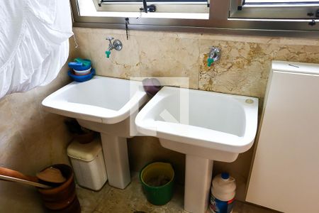 Apartamento à venda com 227m², 4 quartos e 6 vagasÁrea de Serviço