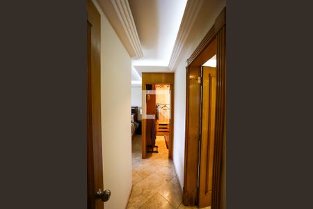 Apartamento à venda com 227m², 4 quartos e 6 vagasCloset