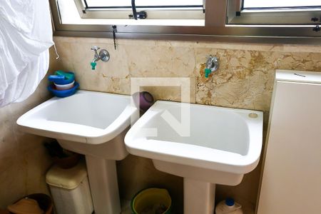 Apartamento à venda com 227m², 4 quartos e 6 vagasÁrea de Serviço