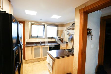 Apartamento à venda com 227m², 4 quartos e 6 vagasCozinha