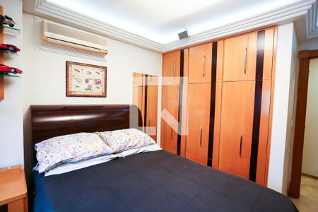 Apartamento à venda com 227m², 4 quartos e 6 vagasSuíte 1