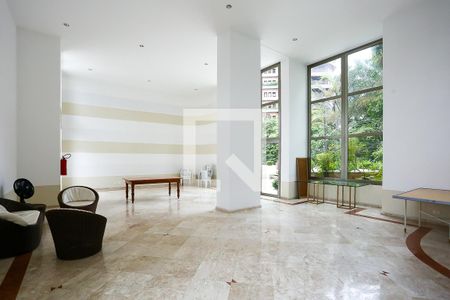 Apartamento à venda com 227m², 4 quartos e 6 vagasÁrea comum - Salão de festas