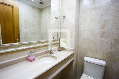 Apartamento à venda com 227m², 4 quartos e 6 vagasLavabo