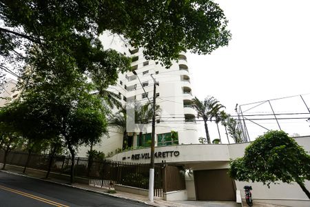 Apartamento à venda com 227m², 4 quartos e 6 vagasFachada