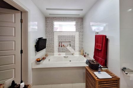 Casa de condomínio à venda com 530m², 5 quartos e 5 vagasÁrea comum 