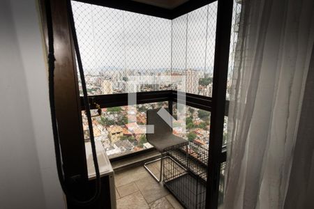 Apartamento à venda com 240m², 3 quartos e 5 vagasSuíte 2
