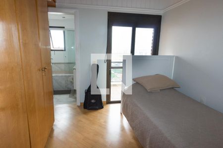 Apartamento à venda com 240m², 3 quartos e 5 vagasSuíte 3