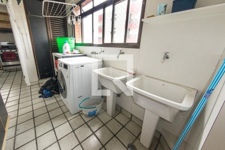 Apartamento à venda com 240m², 3 quartos e 5 vagasÁrea de Serviço